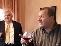 să petrecem trei zile şi trei că aşa e neamul nostru - vesel. este deviza unui